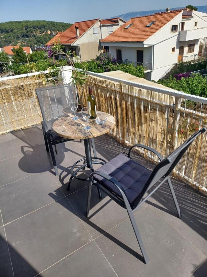 Apartmani Miletic Jelsa  Eksteriør billede
