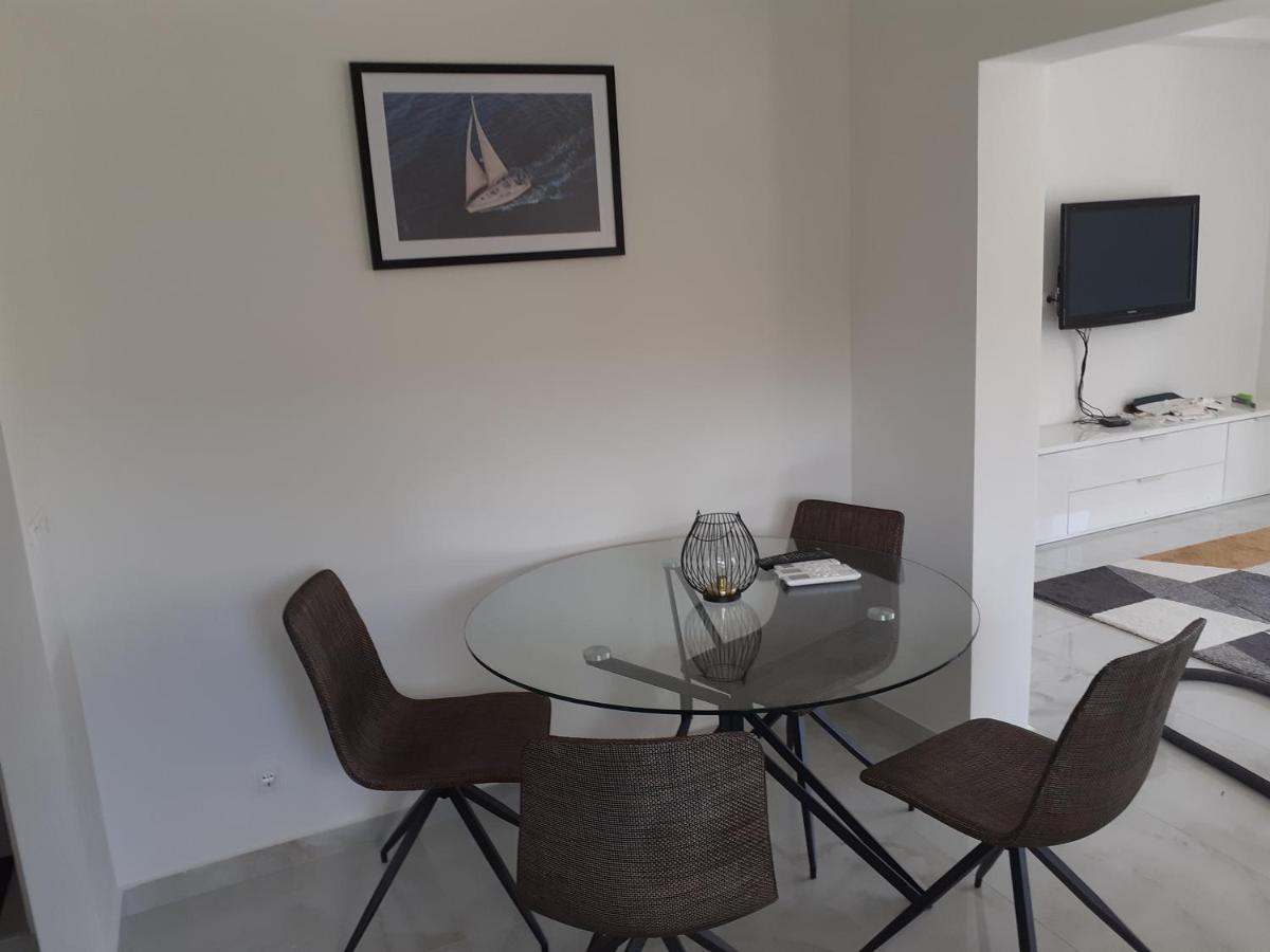 Apartmani Miletic Jelsa  Eksteriør billede