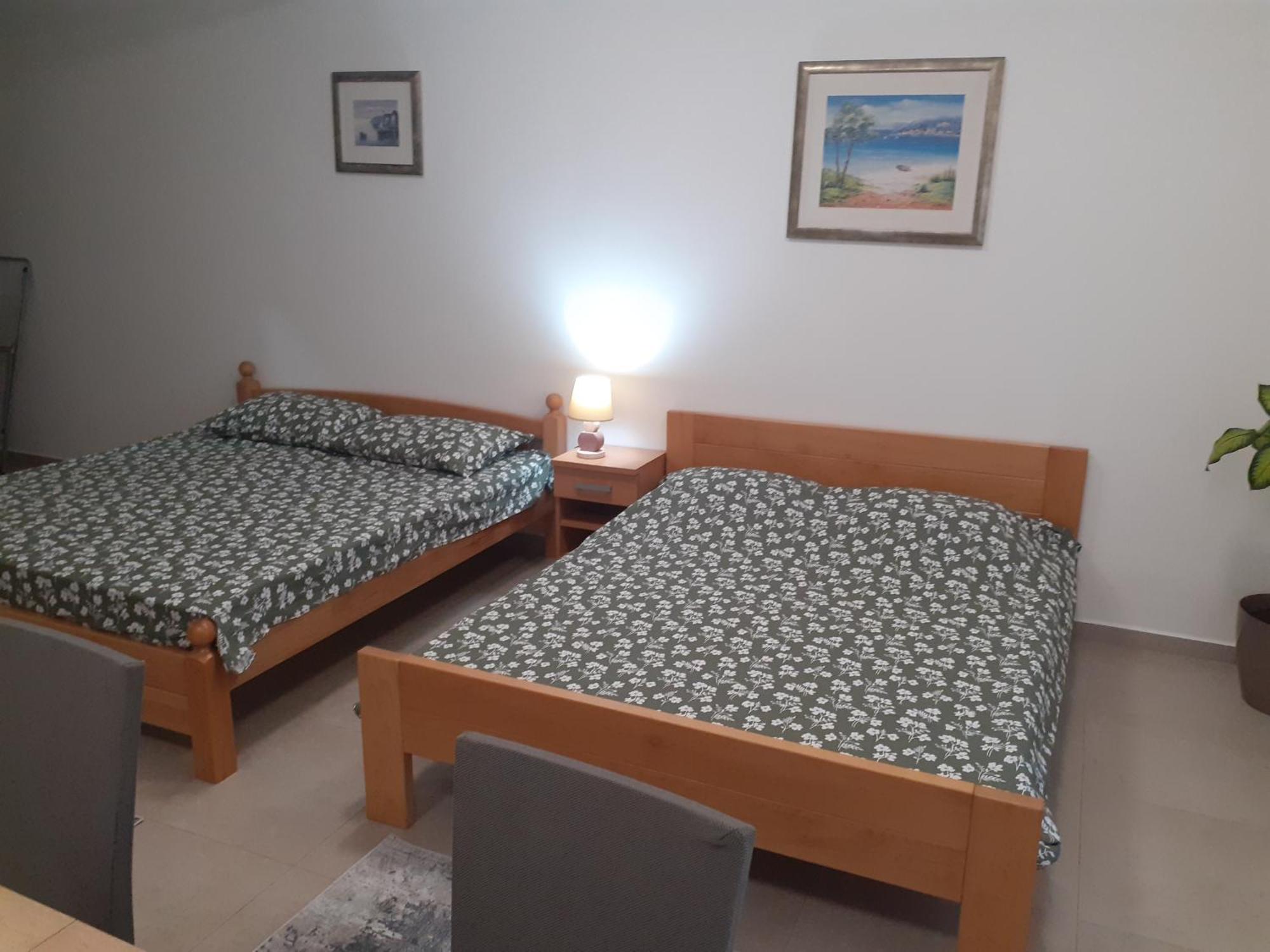 Apartmani Miletic Jelsa  Eksteriør billede