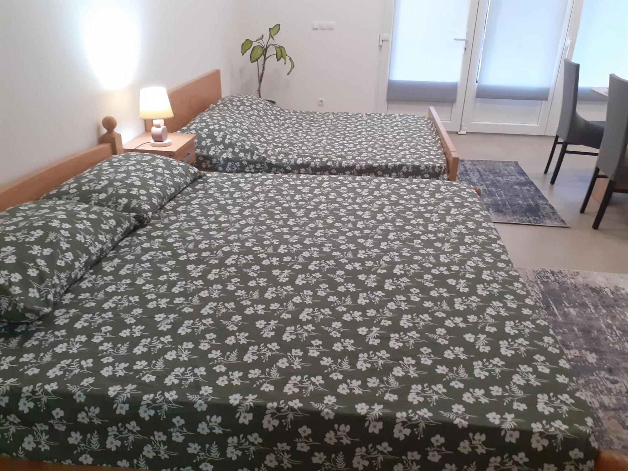 Apartmani Miletic Jelsa  Eksteriør billede